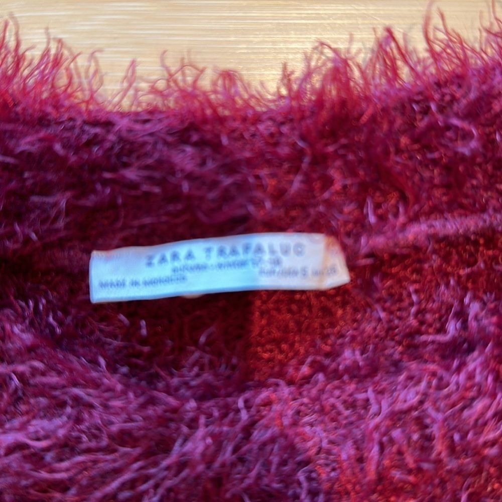 Zara sweater  - Picture 3 of 4